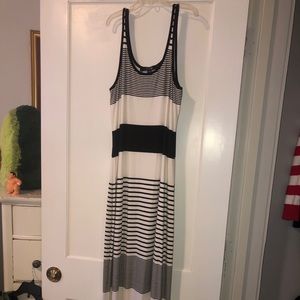 maxi black & white dress